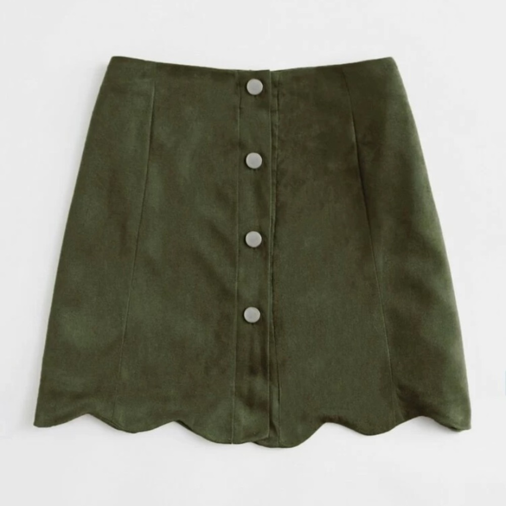 Button-up green skirt